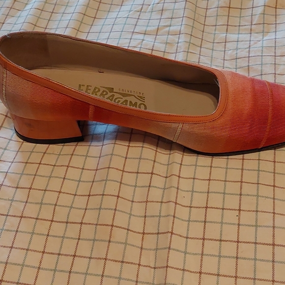 Purse - Picture 4 of 7